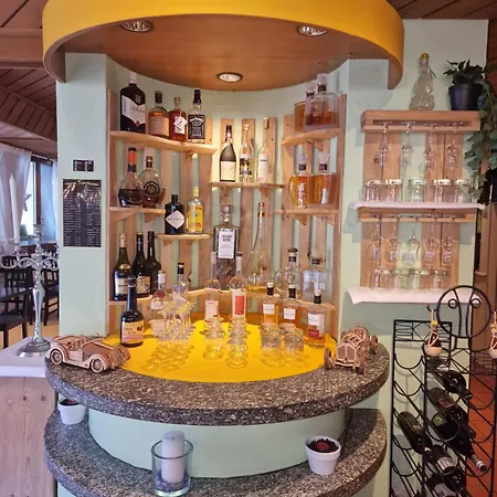 Alpha Hotel 3*